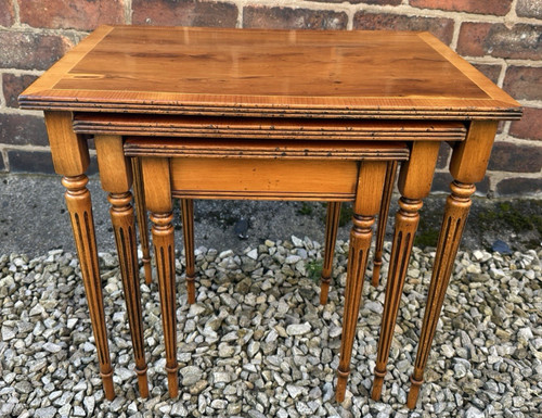 Yew wood nest coffee - coffee, tables